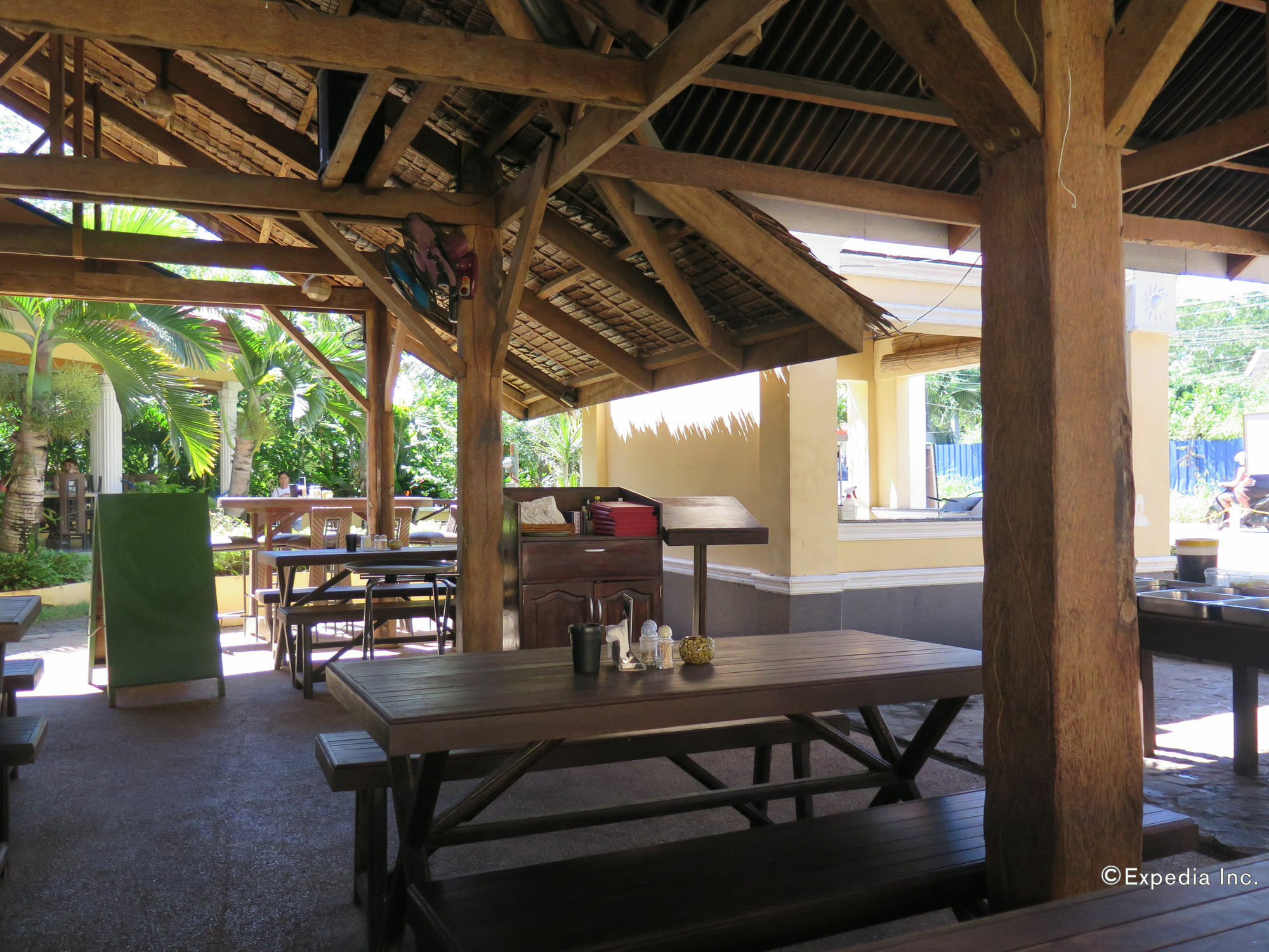 Sun Apartelle Panglao Buitenkant foto